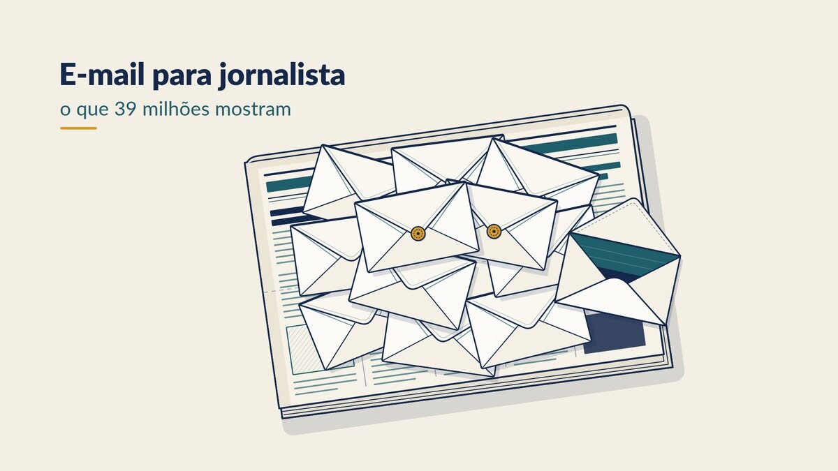 Ilustração vetorial chapada em fundo creme: um jornal dobrado sobre uma mesa clara sustenta uma pilha de envelopes brancos idênticos, e um deles escorrega para a direita, aberto e com o interior vazio; no canto superior esquerdo, o título E-mail para jornalista e a linha o que 39 milhões mostram.
